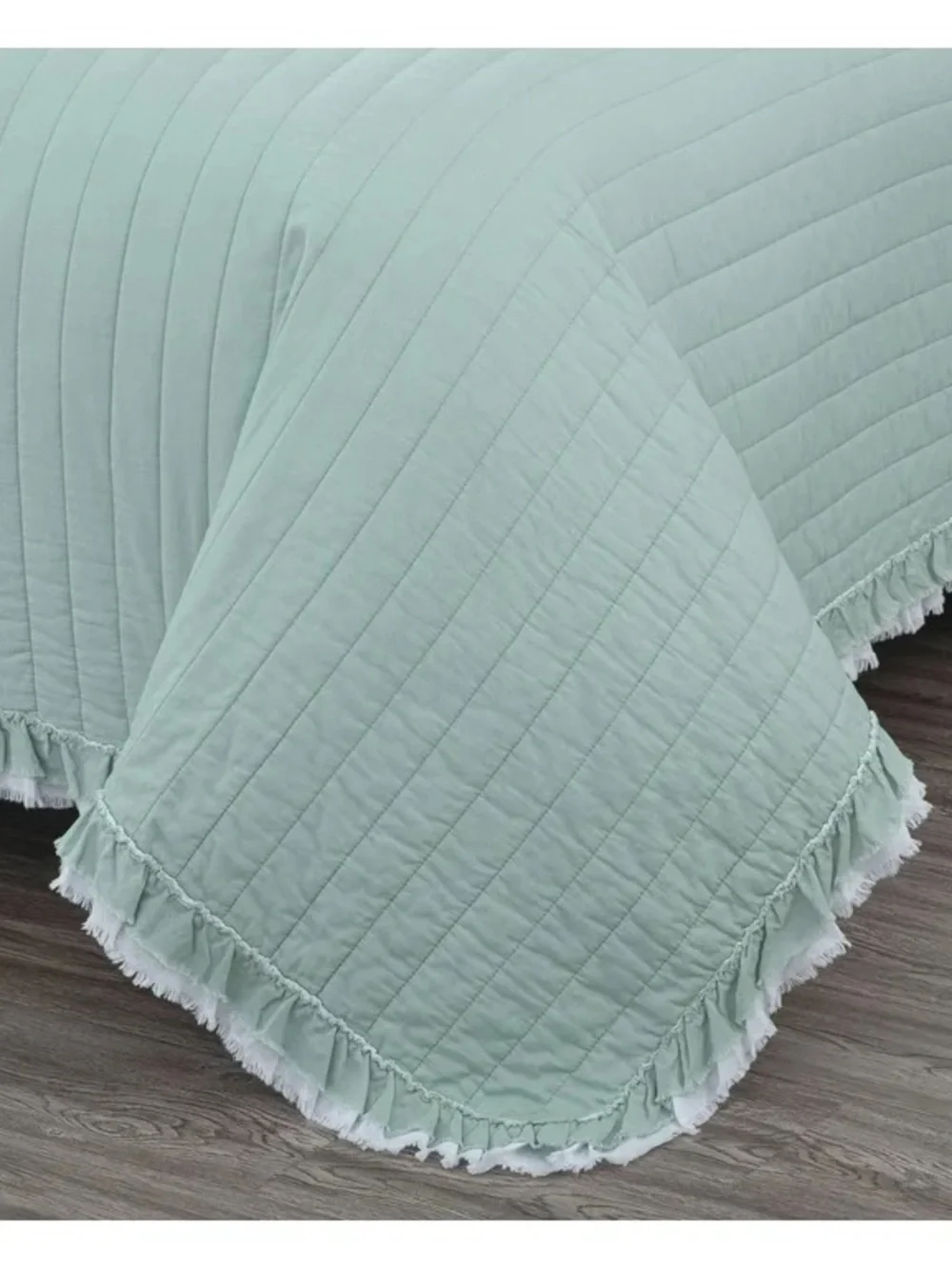 King 3 piece Quilted Bedspread Set with Ruffle Trim 100% cotton